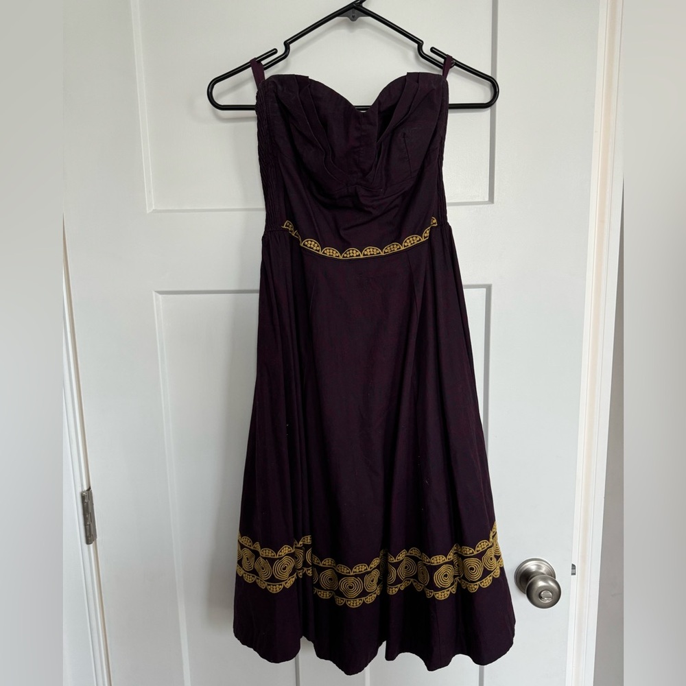 Strapless, sweetheart, A-line. Perfect wedding guest dress. From Anthropologie.